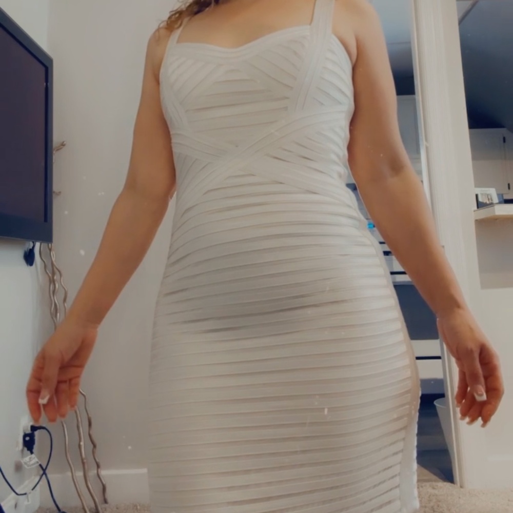 BCBG Lady’s Dress